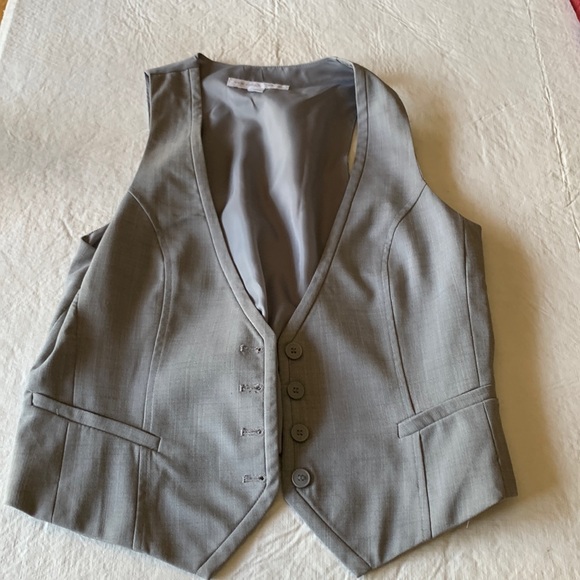 Great woman’s vest light gray - Picture 1 of 5